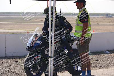 media/Nov-03-2025-Lets Ride (Mon) [[4d74c1c4d3]]/A Group/Grid/